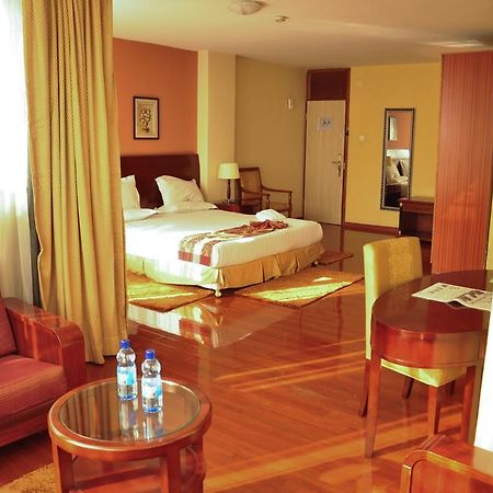 Churchill Addis Ababa Hotel Ruang foto