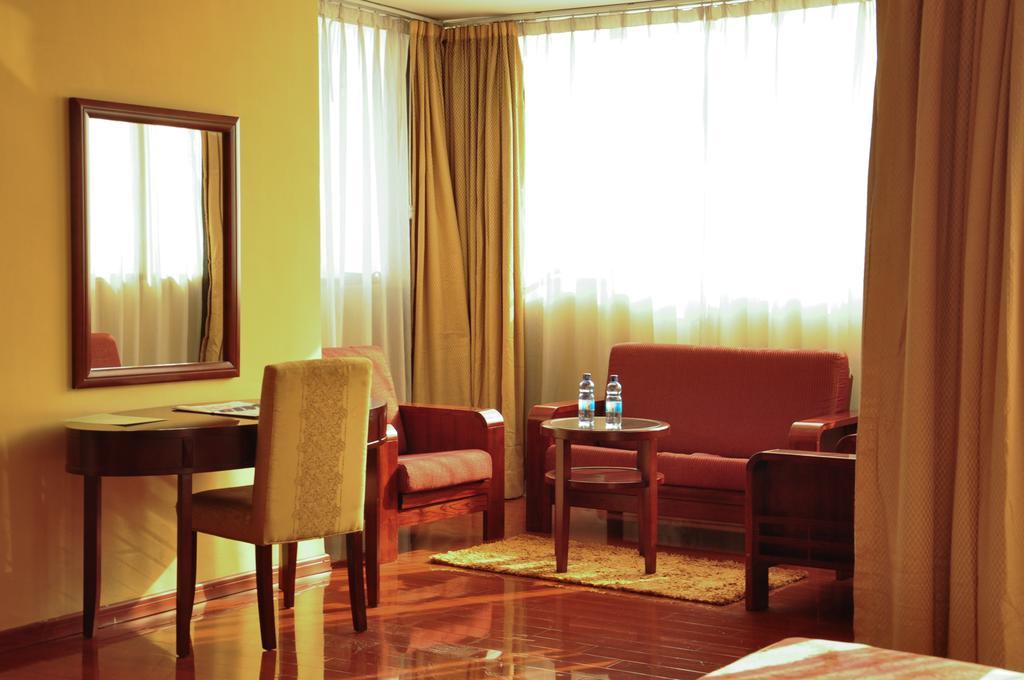 Churchill Addis Ababa Hotel Ruang foto