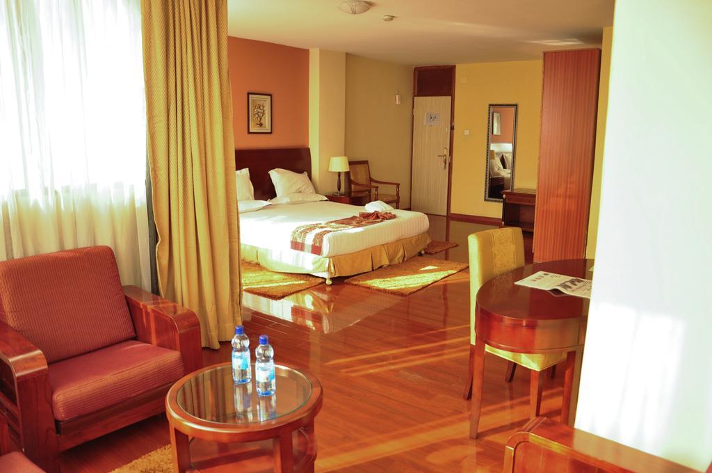 Churchill Addis Ababa Hotel Ruang foto